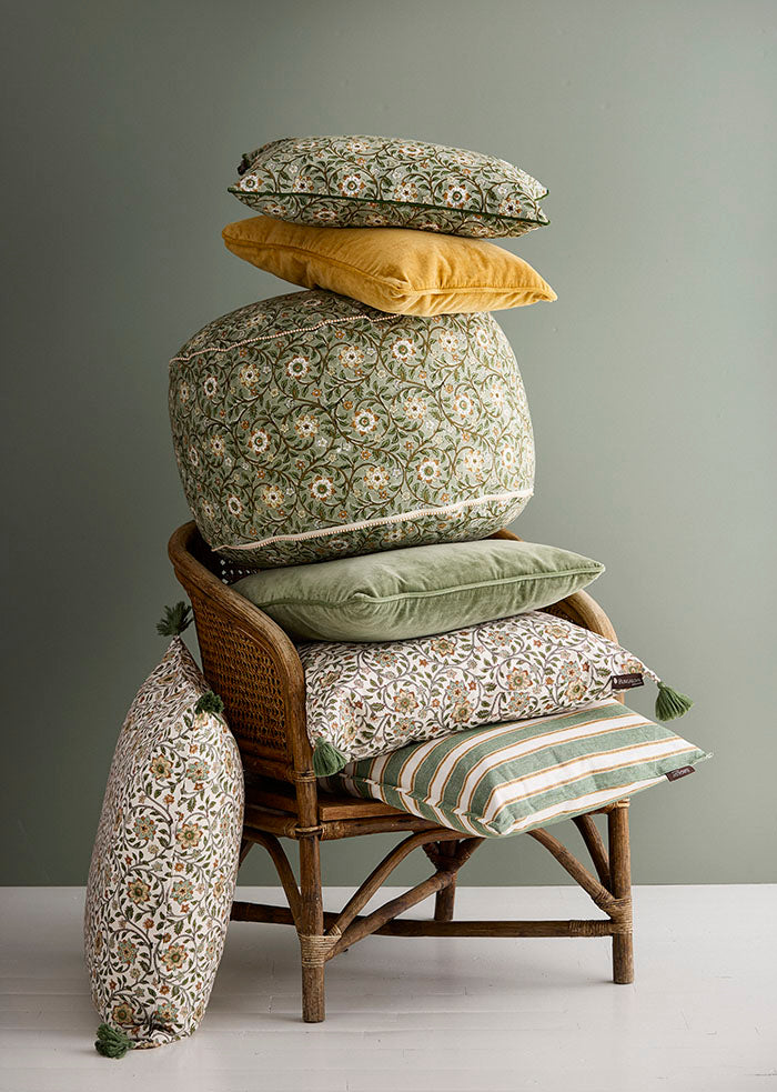 Bungalow Cushion Cover 60x60 - Roja Basil