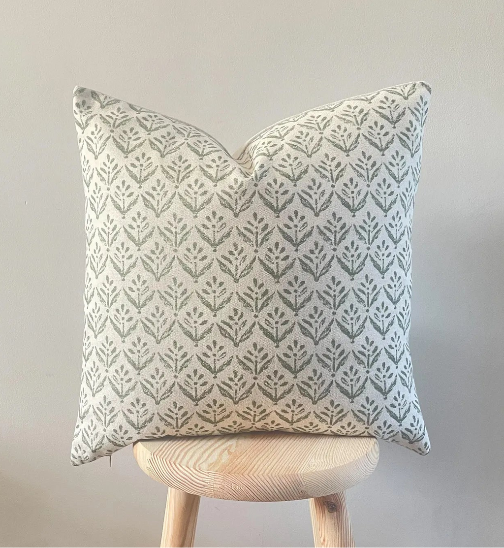 Leaf Print Linen Modern Farmhouse Cushion Cover - Green