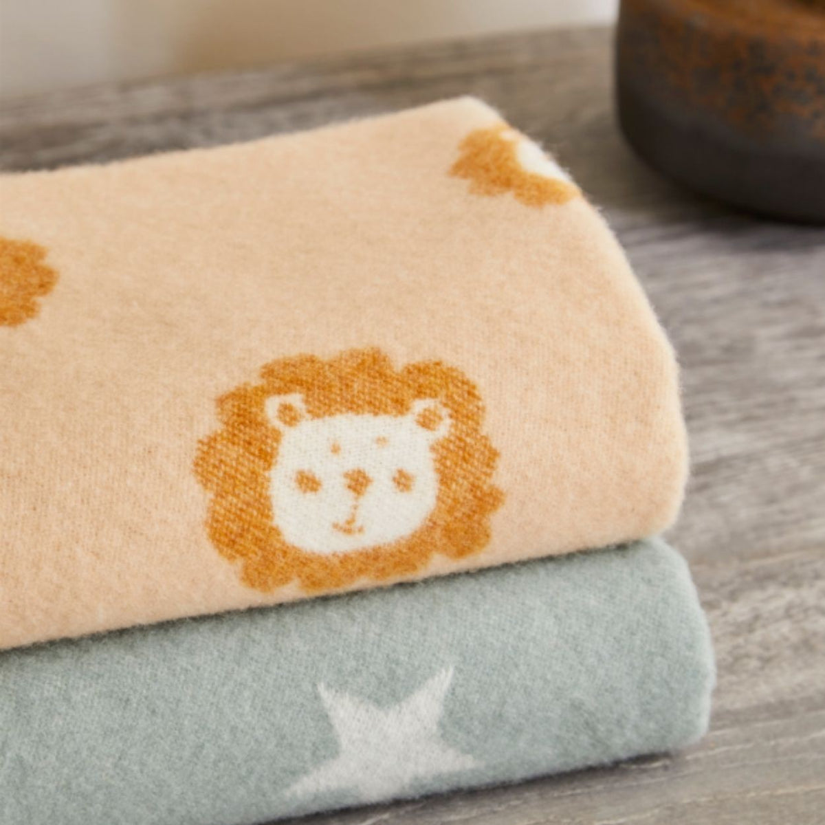Merino Wool Baby Blanket - Lion